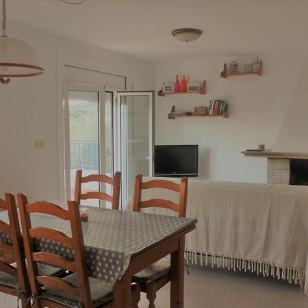 Apartament Amb Terrassa I Parking Llança Екстериор снимка