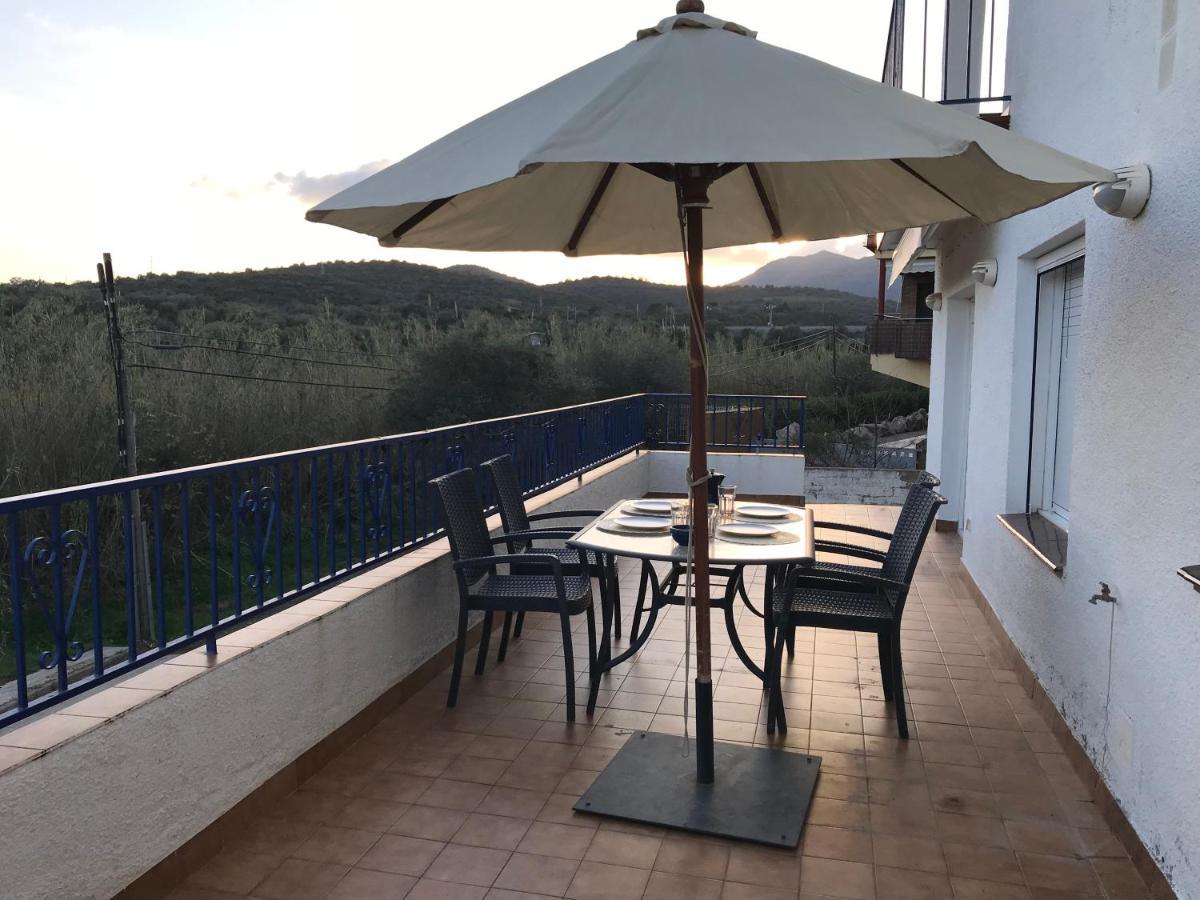 Apartament Amb Terrassa I Parking Llança Екстериор снимка